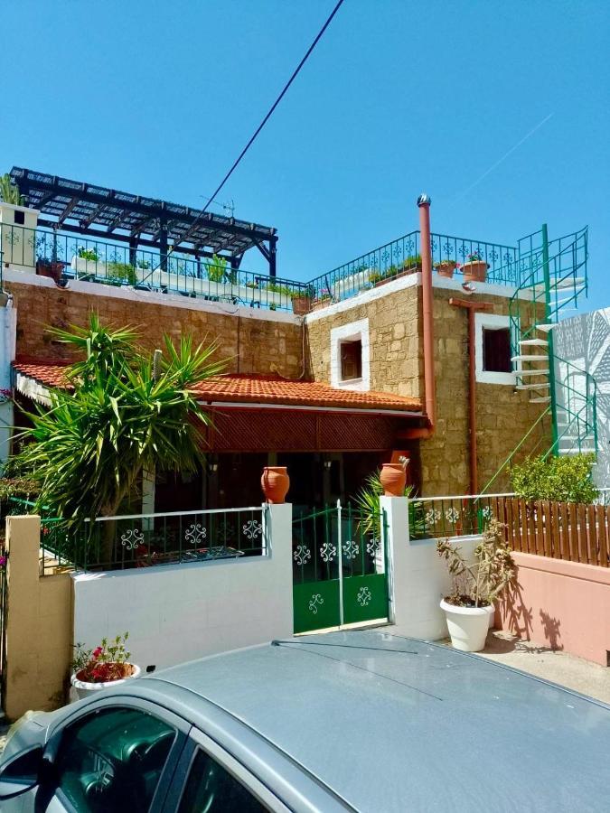 Hara'S Traditional Detached House In Malona Malona Village Exterior foto